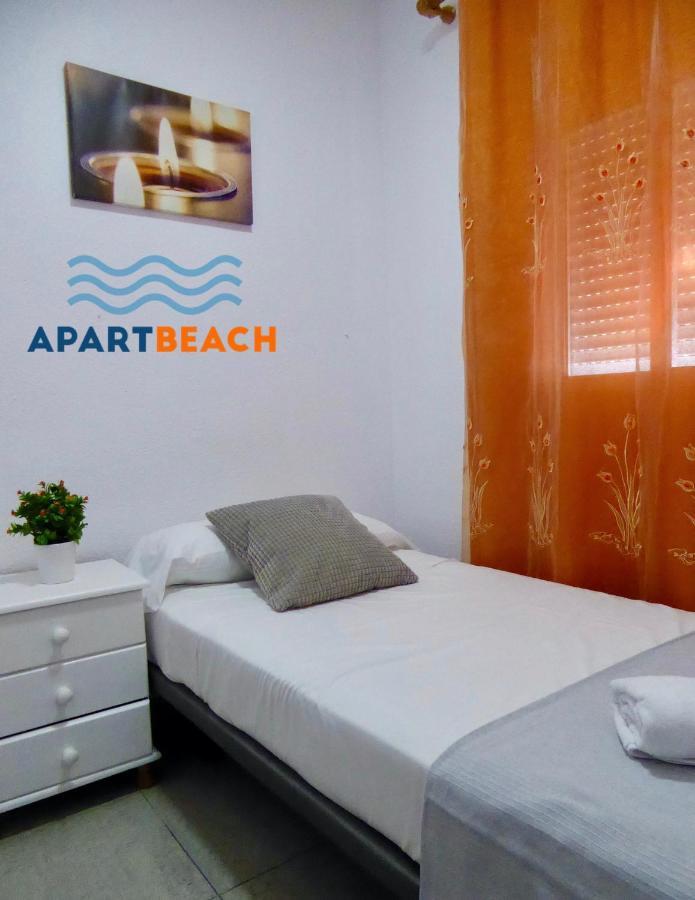 Apartbeach Santa Eulalia Climatizado Junto Playa Appartement Salou Buitenkant foto